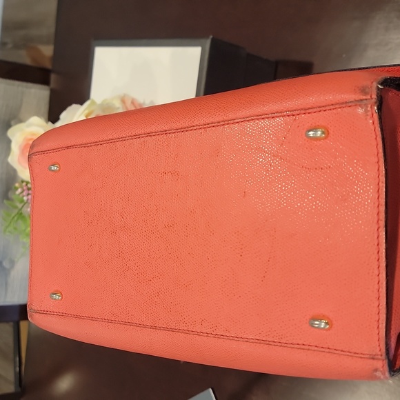 Pink Leather Handbag - Picture 5 of 12